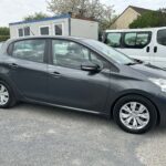 Peugeot 208 1.6 HDI 92 ALLURE / 5 PLACES / CLIM / REGULATEUR / GPS plein