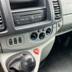 Renault TRAFIC II 2.0 DCI GRAND CONFORT / ATTELAGE plein