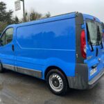 Renault TRAFIC II 2.0 DCI 115 CONFORT / ATTELAGE plein
