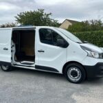 Renault TRAFIC III 2.0 DCI 145 ENERGY CONFORT L1H1 / ATTELAGE plein